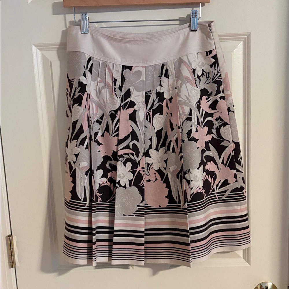 Floral Pleated A-Line Skirt in Blush and Black